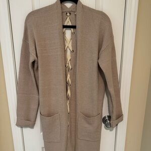Hem & Thread Beige Knit Swather with Pockets